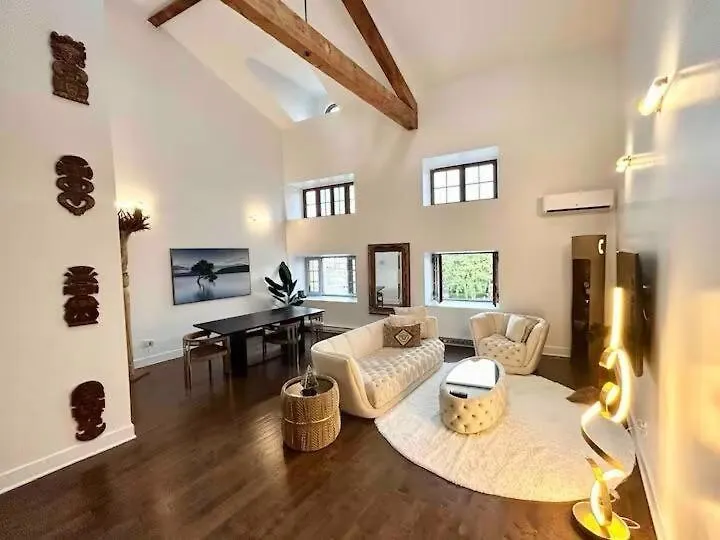 3 Floor Old Mtl Waterfront Ph Apartment Montreal